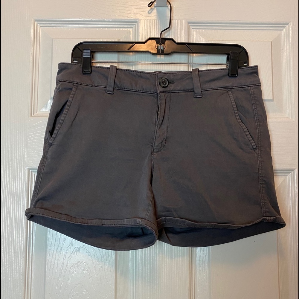 COPY - American Eagle Midi Shorts